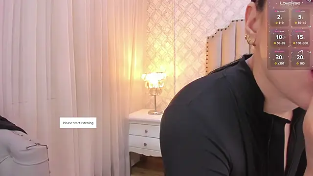 Pia Johnson  online show from 2, 4, 2026