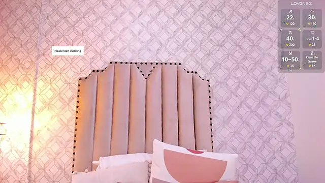 Pia Johnson  online show from 18, 11, 2025