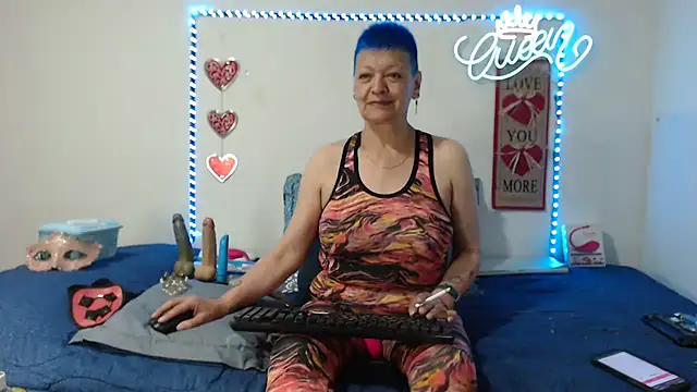 loquitaqueen011 online show from 21, 9, 2025