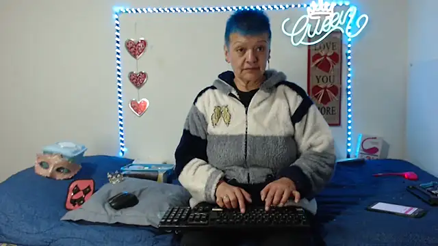 loquitaqueen011 online show from 17, 9, 2025
