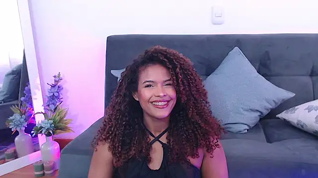 Snapshot of Amelia_bss chatting on 7, 2, 2025 Amelia bss online show from 7, 2, 2025