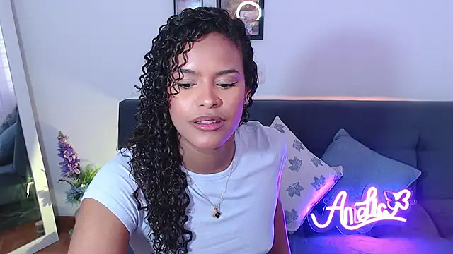 Snapshot of Amelia_bss chatting on 11, 2, 2025 Amelia bss online show from 11, 2, 2025