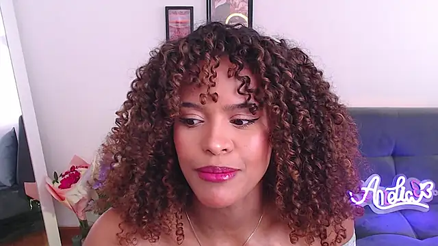 Snapshot of Amelia_bss chatting on 18, 2, 2025 Amelia bss online show from 18, 2, 2025