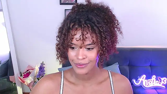 Snapshot of Amelia_bss chatting on 21, 2, 2025 Amelia bss online show from 21, 2, 2025