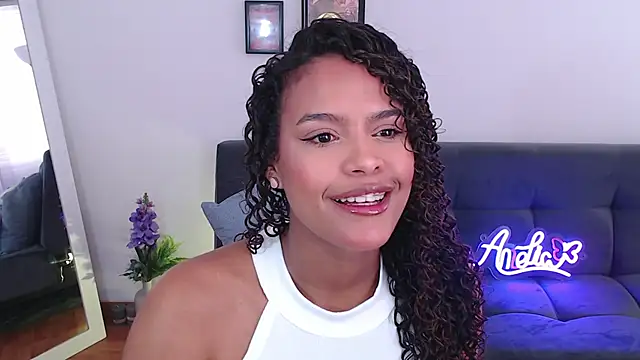 Snapshot of Amelia_bss chatting on 7, 3, 2025 Amelia bss online show from 7, 3, 2025