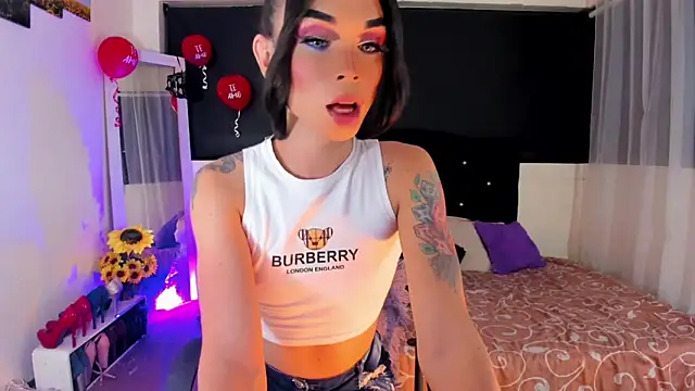 lesly xx online show from 18, 2, 2025