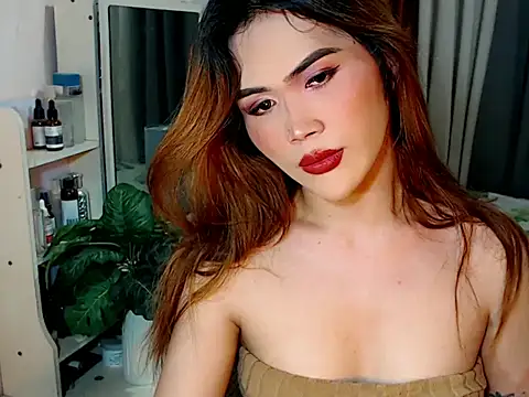 SweetlovelyLhena online show from 24, 5, 2026