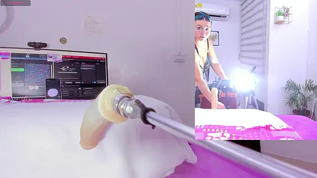 Soraya Davis online show from 12, 10, 2025