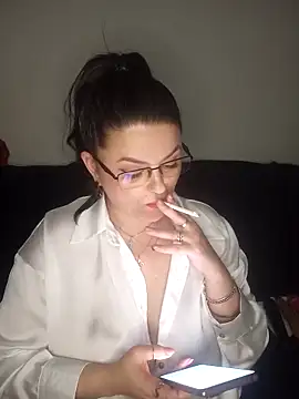 sweetychloelle online show from 2, 3, 2025