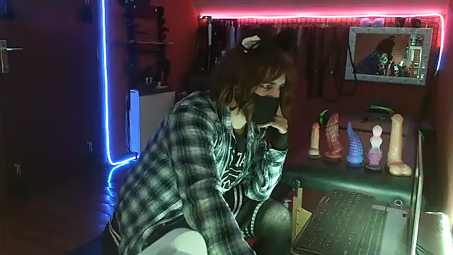 Snapshot of Ginny-the-bdsm-nympho chatting on 4, 6, 2026 Ginny-the-bdsm-nympho online show from 4, 6, 2026