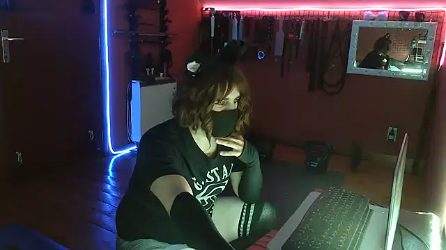 Snapshot of Ginny-the-bdsm-nympho chatting on 26, 4, 2026 Ginny-the-bdsm-nympho online show from 26, 4, 2026