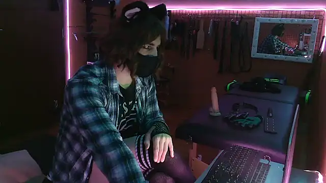 Ginny-the-bdsm-nympho online show from 21, 12, 2025