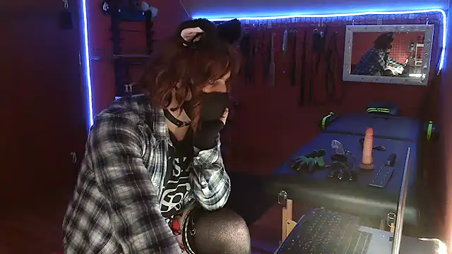 Ginny-the-bdsm-nympho online show from 2, 10, 2025