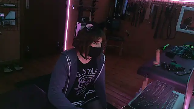 Ginny-the-bdsm-nympho online show from 13, 11, 2025