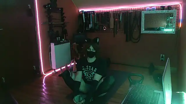 Snapshot of Ginny-the-bdsm-nympho chatting on 9, 4, 2026 Ginny-the-bdsm-nympho online show from 9, 4, 2026