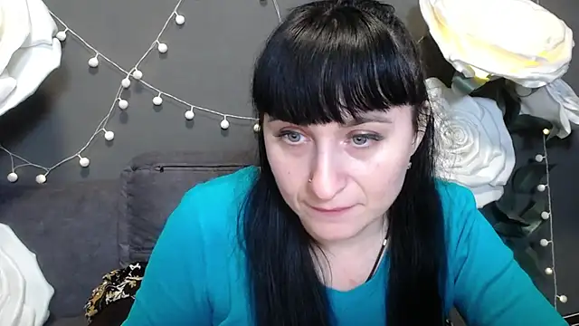 NinaFlawlees online show from 27, 11, 2025