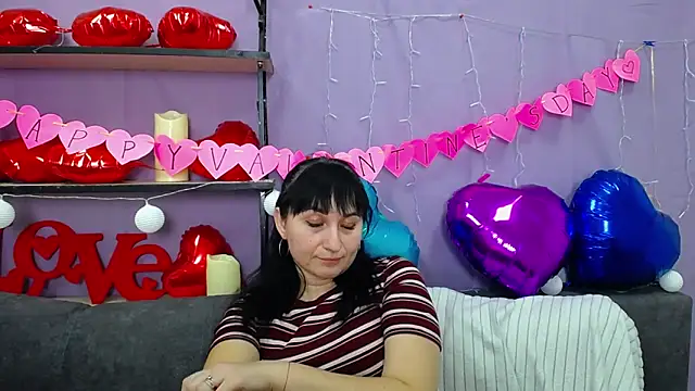 Snapshot of NinaFlawlees chatting on 10, 2, 2025 NinaFlawlees online show from 10, 2, 2025