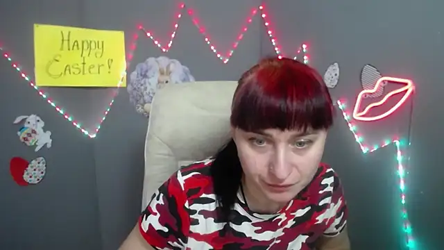 NinaFlawlees online show from 4, 4, 2026