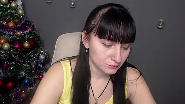 NinaFlawlees online show from 15, 12, 2025