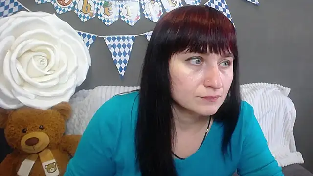 Snapshot of NinaFlawlees chatting on 4, 10, 2025 NinaFlawlees online show from 4, 10, 2025