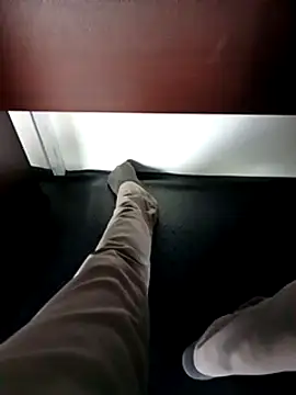 robinsan1010 online show from 10, 3, 2025