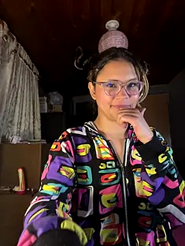 Hathorlove online show from 11, 10, 2025