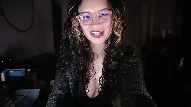 Hathorlove online show from 14, 4, 2026