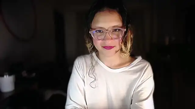 Hathorlove online show from 13, 4, 2026