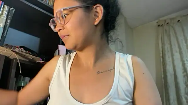 Hathorlove online show from 16, 6, 2026