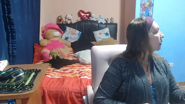 milfeddy  online show from 6, 3, 2025