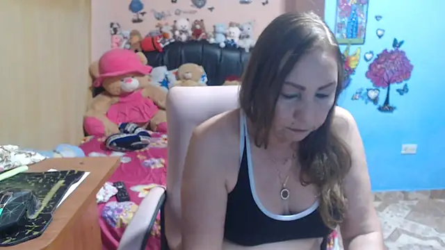 Snapshot of milfeddy_ chatting on 25, 5, 2026 milfeddy online show from 25, 5, 2026