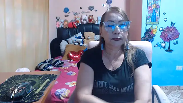 Snapshot of milfeddy_ chatting on 4, 6, 2026 milfeddy online show from 4, 6, 2026