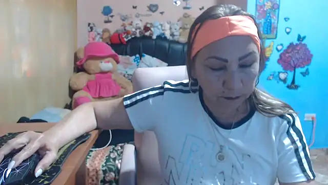 Snapshot of milfeddy_ chatting on 30, 4, 2026 milfeddy online show from 30, 4, 2026