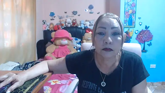 Snapshot of milfeddy_ chatting on 27, 5, 2026 milfeddy online show from 27, 5, 2026
