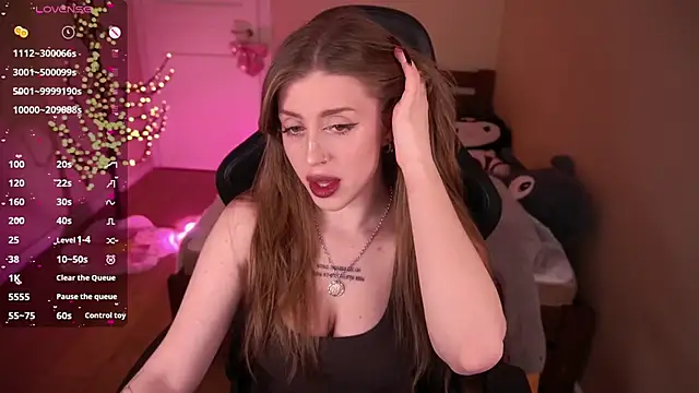 PenellopaRaw online show from 18, 4, 2026