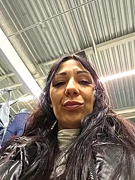 LeticiaWoods online show from 4, 4, 2026