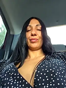 Snapshot of LeticiaWoods chatting on 12, 6, 2026 LeticiaWoods online show from 12, 6, 2026