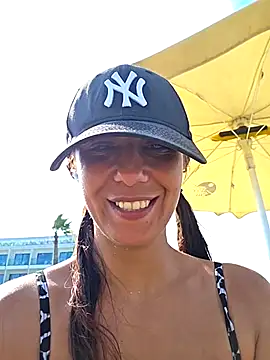 Snapshot of LeticiaWoods chatting on 6, 7, 2026 LeticiaWoods online show from 6, 7, 2026