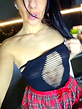 LeticiaWoods online show from 7, 3, 2026