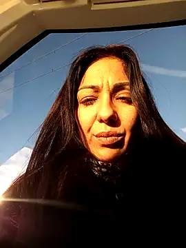 LeticiaWoods online show from 4, 12, 2024