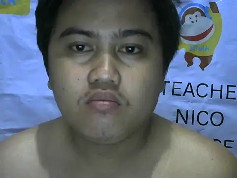 Yummy Tommy21 online show from 3, 10, 2025
