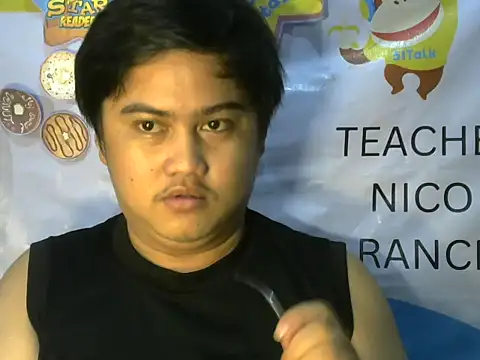 Yummy Tommy21 online show from 5, 10, 2025