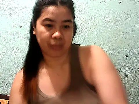 Snapshot of Totally_Naked69 chatting on 15, 7, 2026 Totally Naked69 online show from 15, 7, 2026