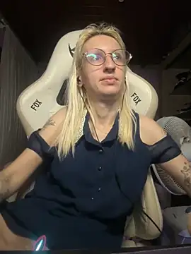 bunnydark00 online show from 23, 11, 2025