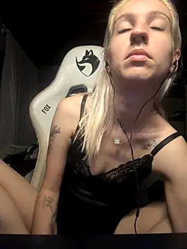 bunnydark00 online show from 26, 10, 2025
