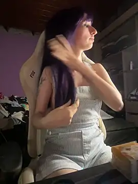 bunnydark00 online show from 11, 3, 2026