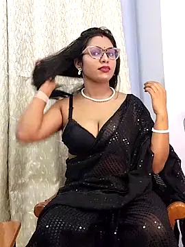 Queen Dolly online show from 11, 10, 2025