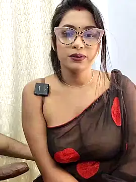 Queen Dolly online show from 2, 2, 2026