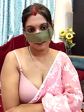Snapshot of Queen_Dolly chatting on 3, 2, 2025 Queen Dolly online show from 3, 2, 2025