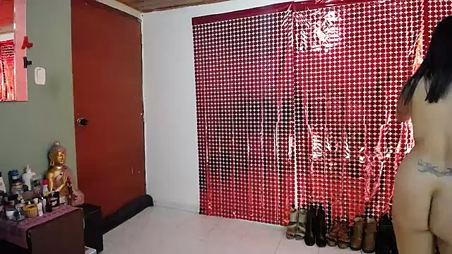 Snapshot of Sweett_Anya chatting on 25, 10, 2025 Sweett Anya online show from 25, 10, 2025